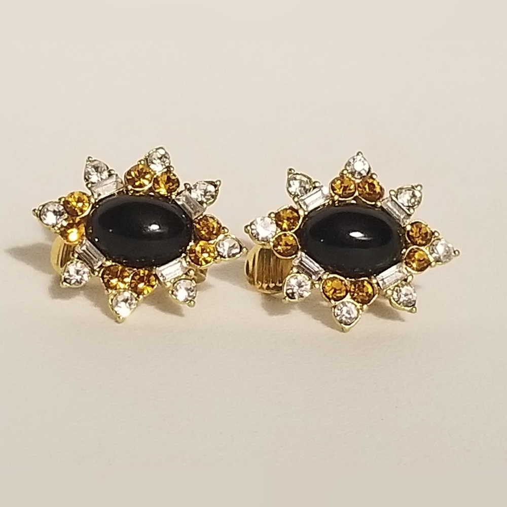 Vintage Monet Clip On Earrings